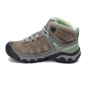 Stay cool on warm trails with Keen Targhee Vent Mid Hiking Boots – Women’s Fumo Quiet Green, built for breathability, comfort, and grip.